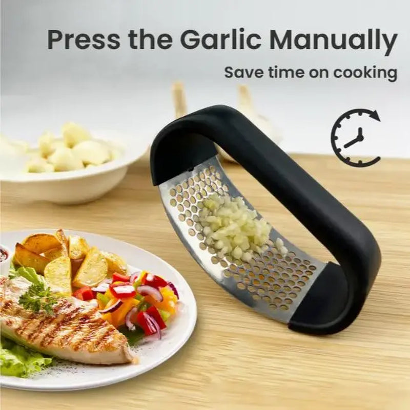 Stainless Steel Garlic Press - Easy-To-Clean and Durable Kitchen Gadget for Chopping and Crushing Garlic, Perfect for Apartments and Dormitories